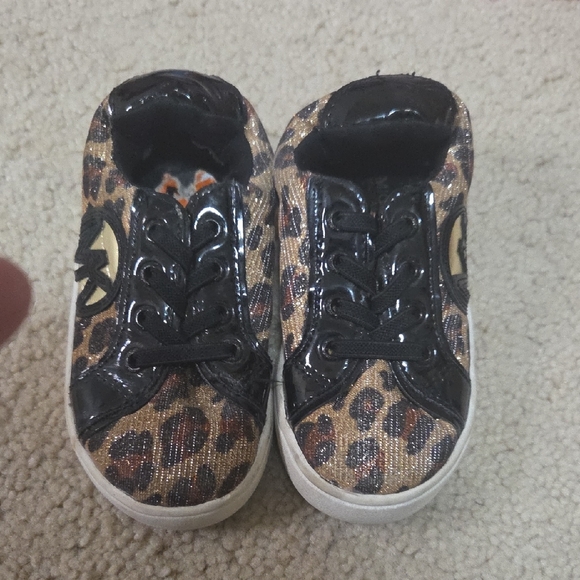 Michael Kors Other - Micheal Kors Kids Sneakers